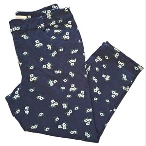 Charter Club Floral Print Newport Slim Crop Capris Size 8